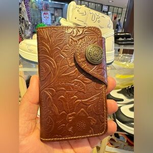 Embossed Brown Leather key case